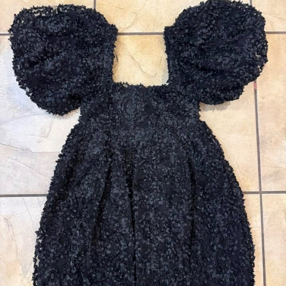 Elegant Black Mini Dress